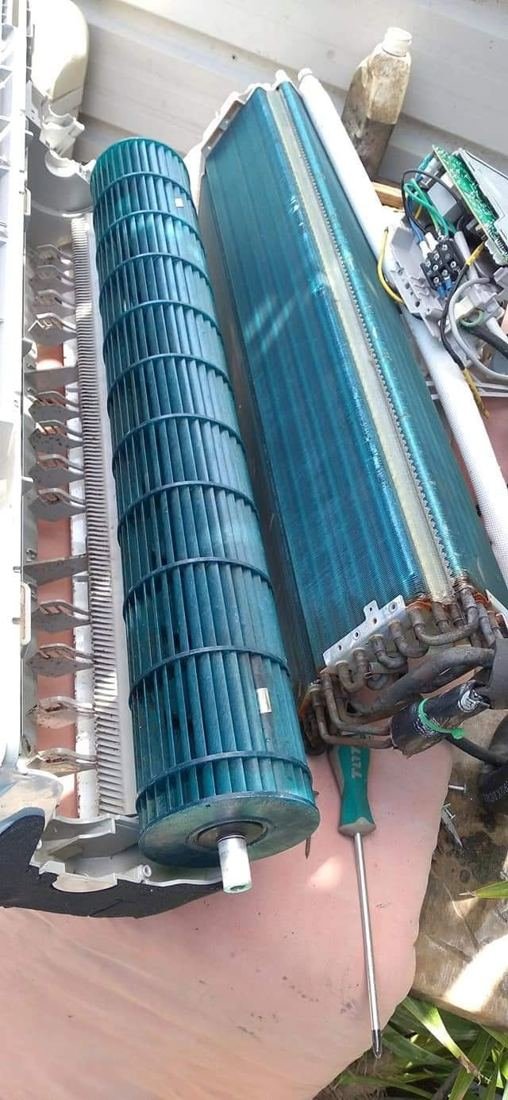 Split indoor unit blower and coil service